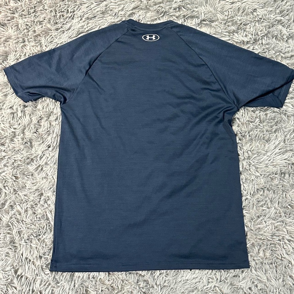 Under Armour Men's Navy and Blue T-shirt - Picture 2 of 2